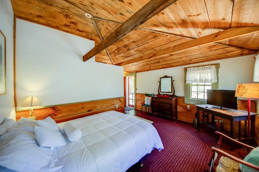 Bed and Breakfast Copper Swan Wellfleet Exterior foto